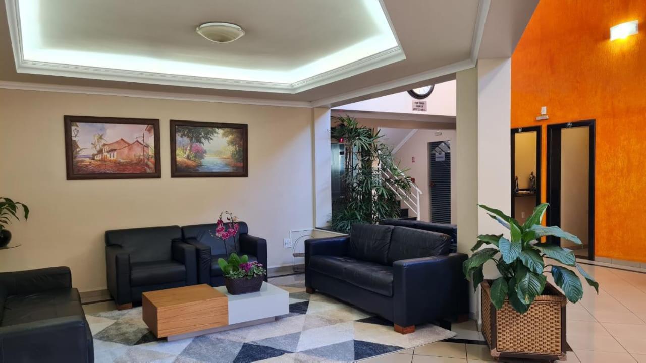 Hotel Jaguar Uberaba Buitenkant foto
