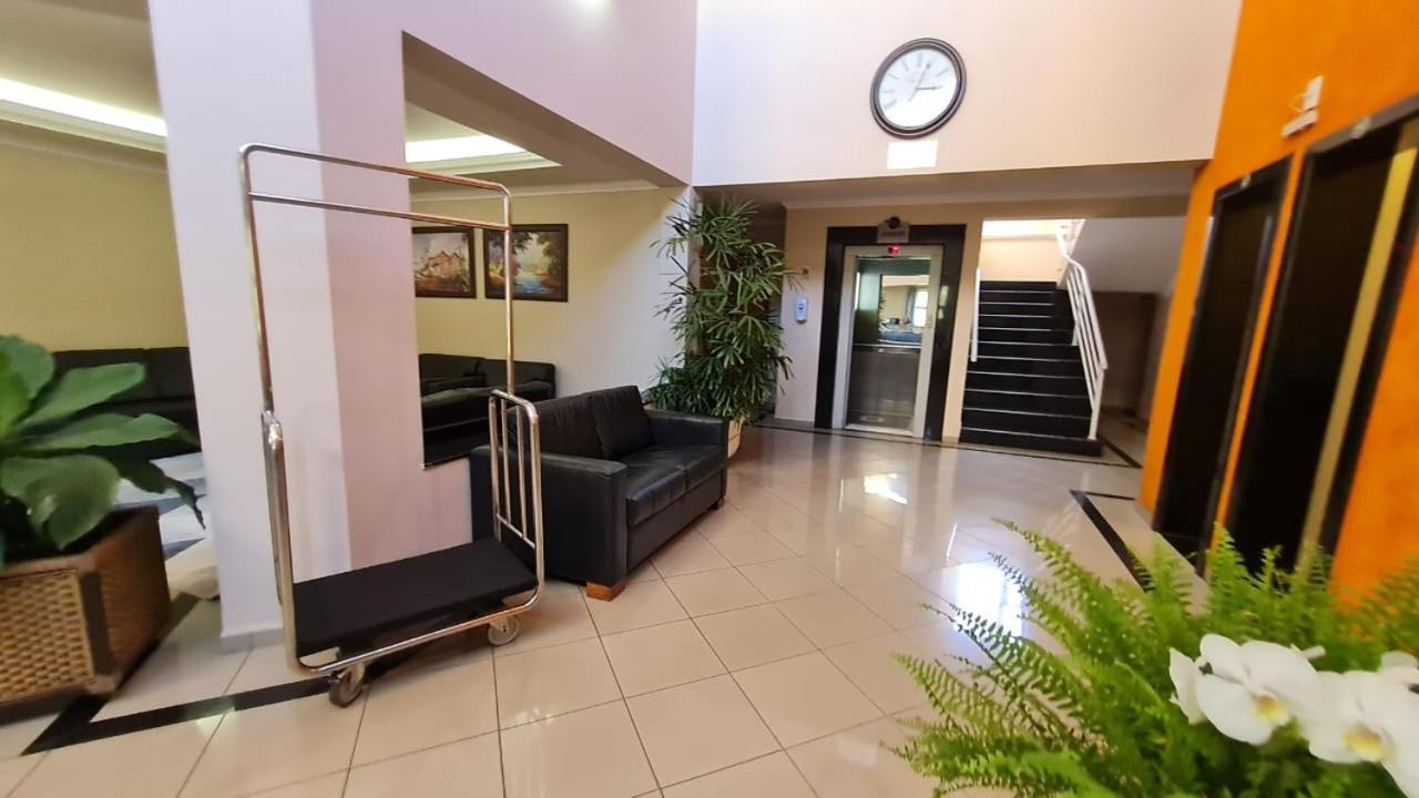 Hotel Jaguar Uberaba Buitenkant foto