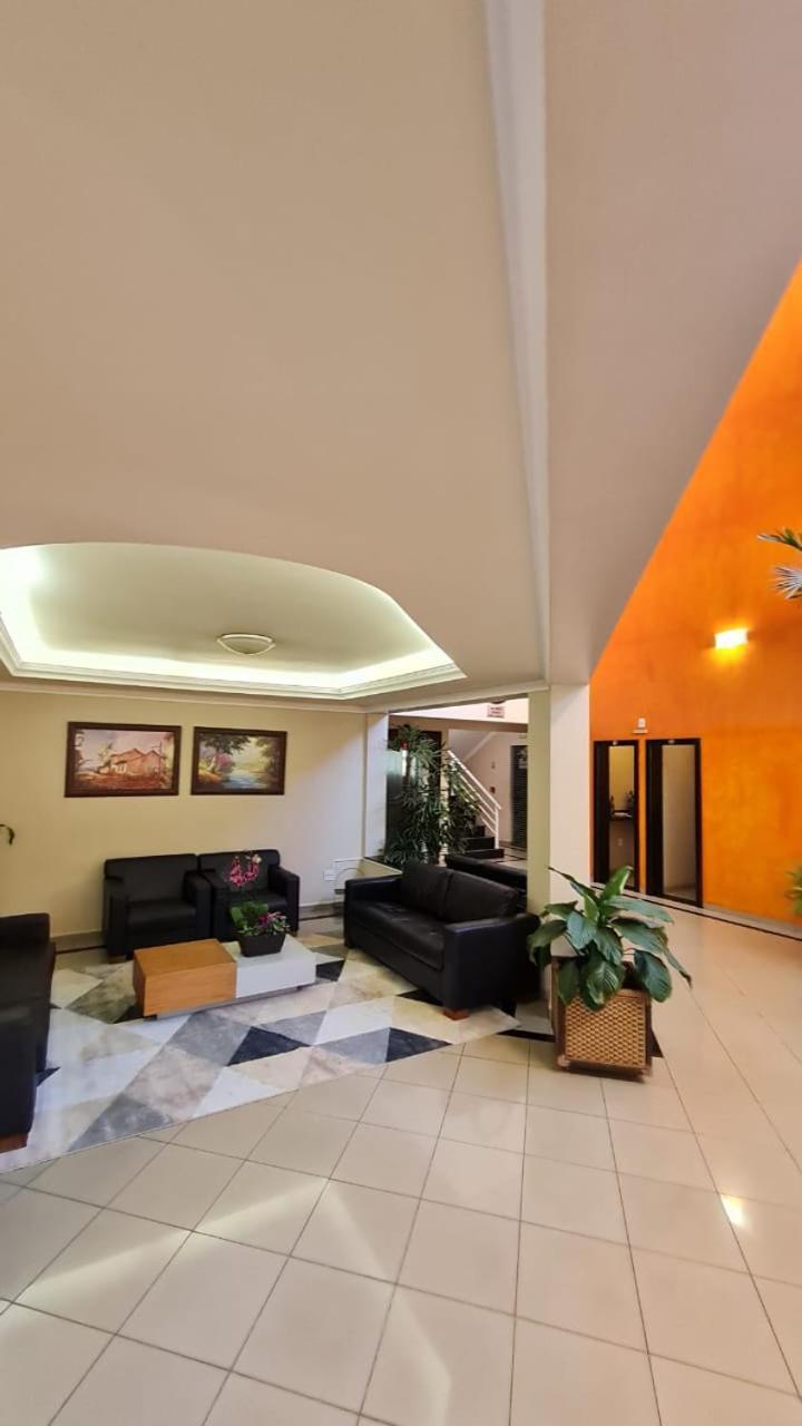 Hotel Jaguar Uberaba Buitenkant foto