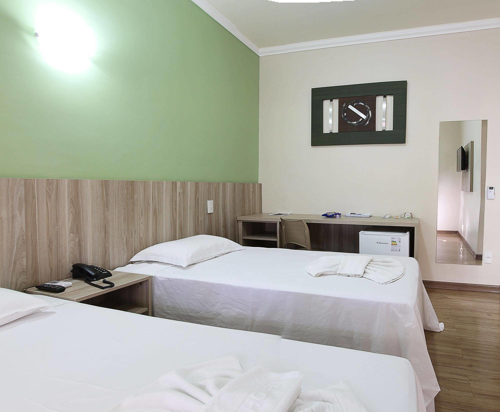 Hotel Jaguar Uberaba Buitenkant foto